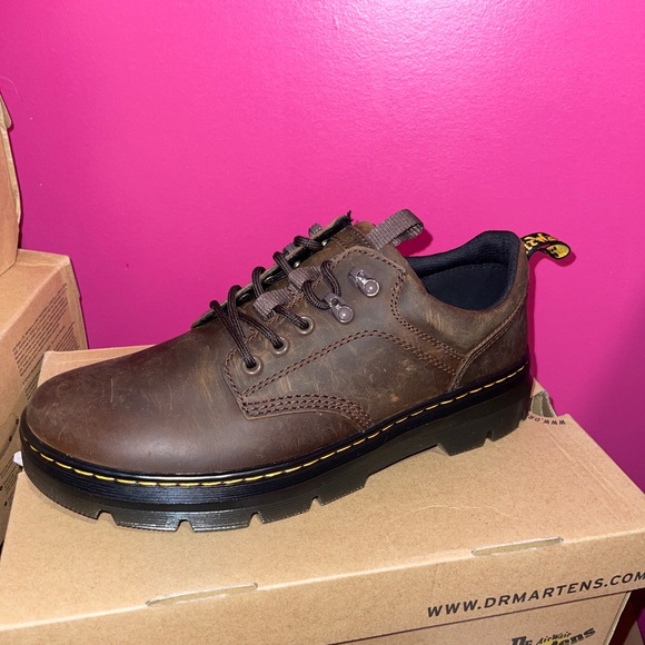 Dr Martens Brown Rustic Reeder - Picture 2 of 8